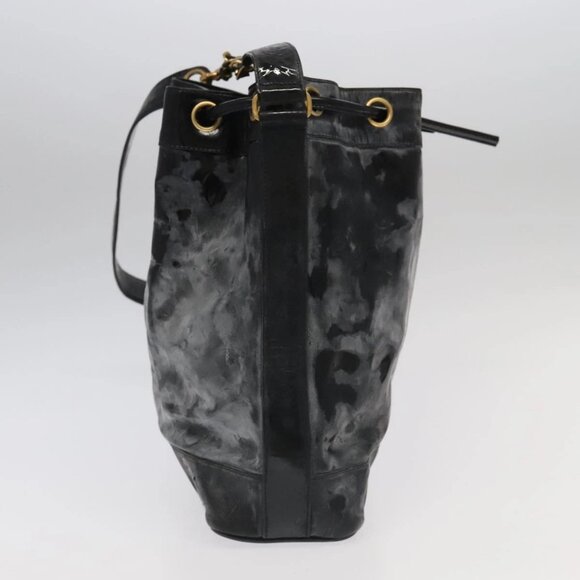 CHANEL Shoulder Bag Enamel Black Gold CC Auth - Picture 4 of 16